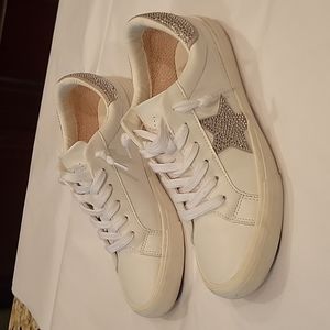 VH sneakers  size 7.5